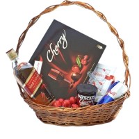 Корпа со виски „Среќен роденден“